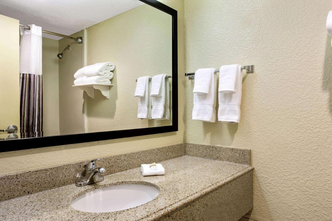 La Quinta By Wyndham Armonk Westchester Cnty Apt Ngoại thất bức ảnh