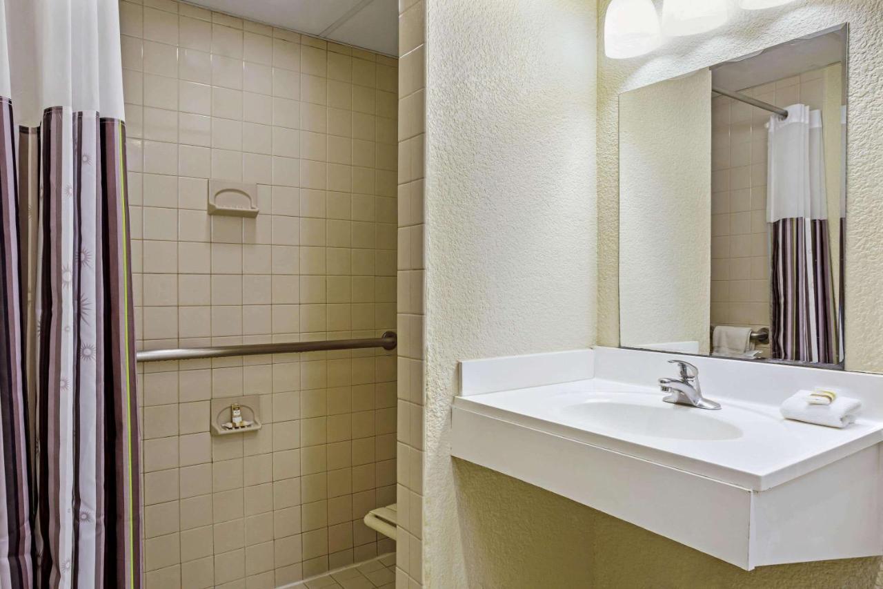 La Quinta By Wyndham Armonk Westchester Cnty Apt Ngoại thất bức ảnh
